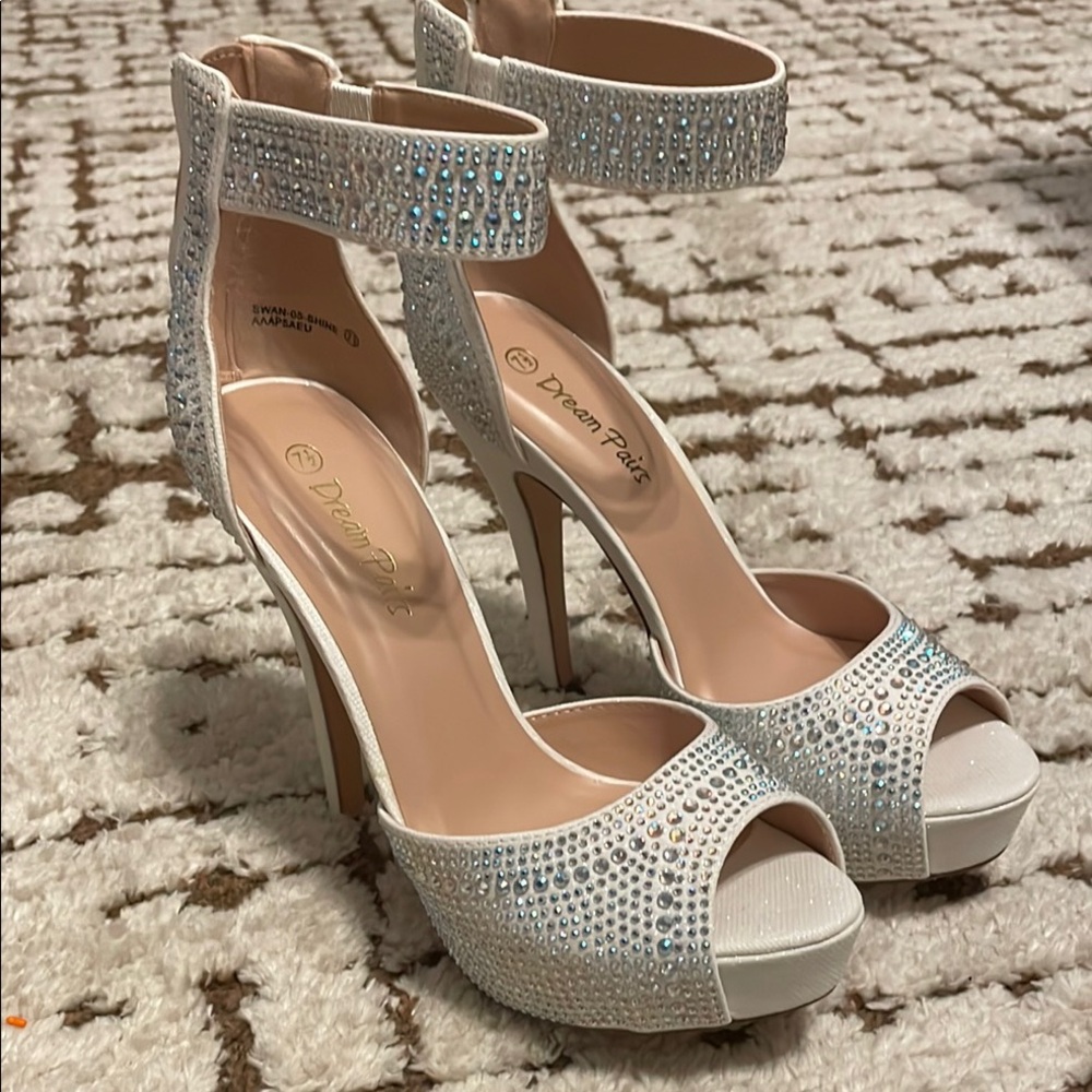 Dream Pairs White Peep-Toe Platform Heels with Ankle Strap